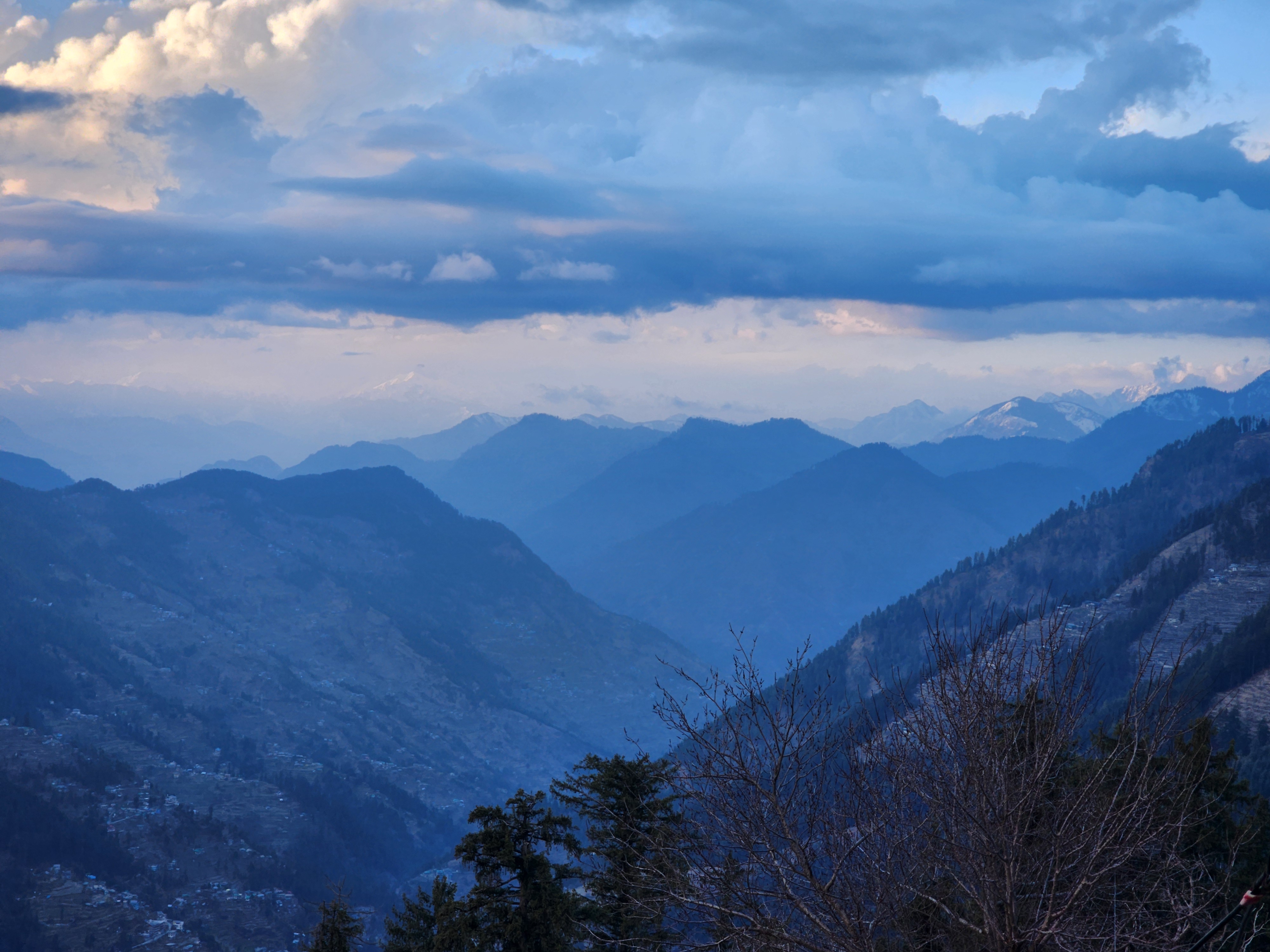 Discover Shoja: The Hidden Himalayan Hamlet near Jibhi